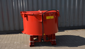 Mixer with hydraulic motor